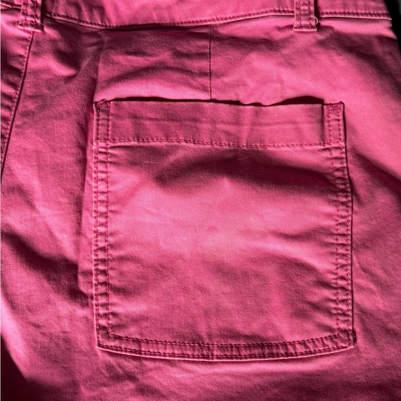 Gap 3in short - Picture 3 of 4